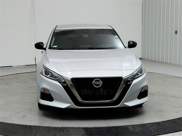 Used 2020 Nissan Altima SR with VIN 1N4BL4CV2LC219887 for sale in Savannah, TN