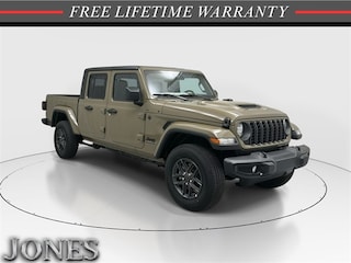 New 2025 Jeep Gladiator SPORT S 4X4 Pickup Savannah, TN