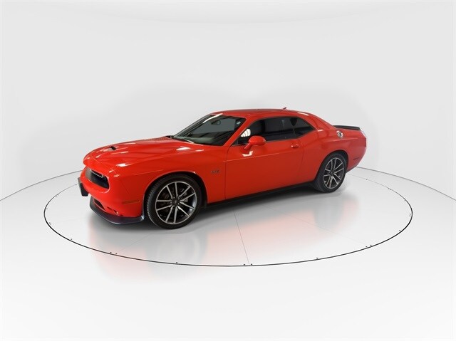 2023 Dodge Challenger R/T photo 4