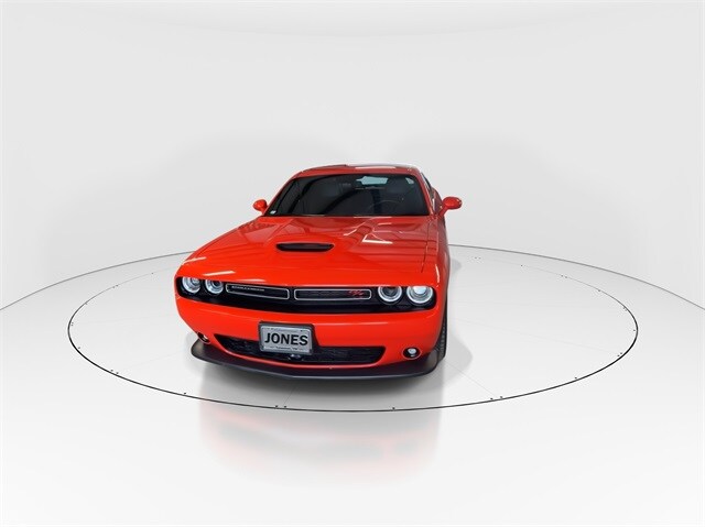 2023 Dodge Challenger R/T photo 3