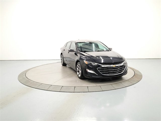 Used 2020 Chevrolet Malibu 1LT with VIN 1G1ZD5STXLF154998 for sale in Humboldt, TN