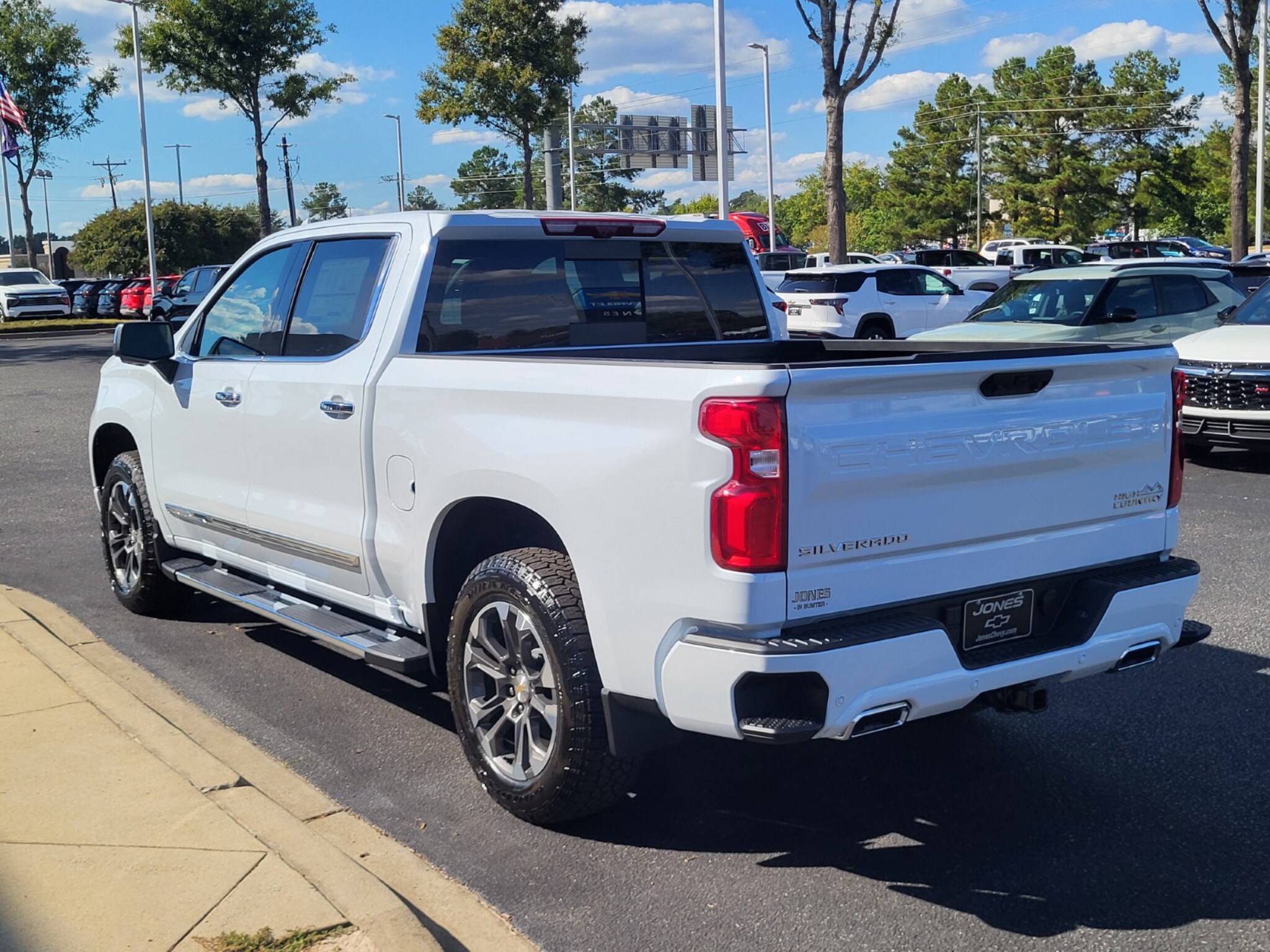 2026 Chevrolet Silverado 1500 High Country - Photo 6