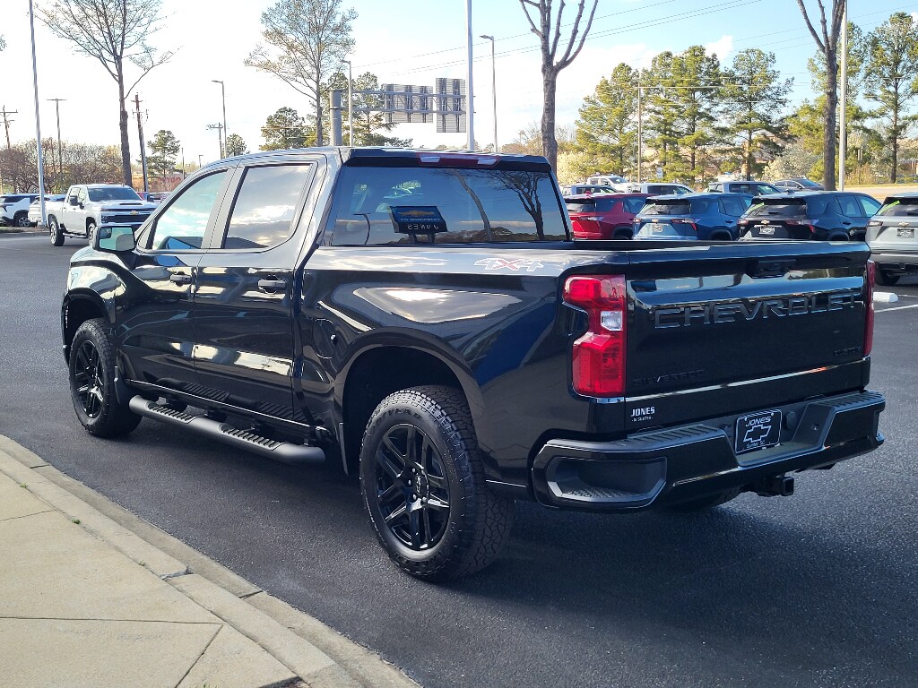 2026 Chevrolet Silverado 1500 Custom - Photo 8