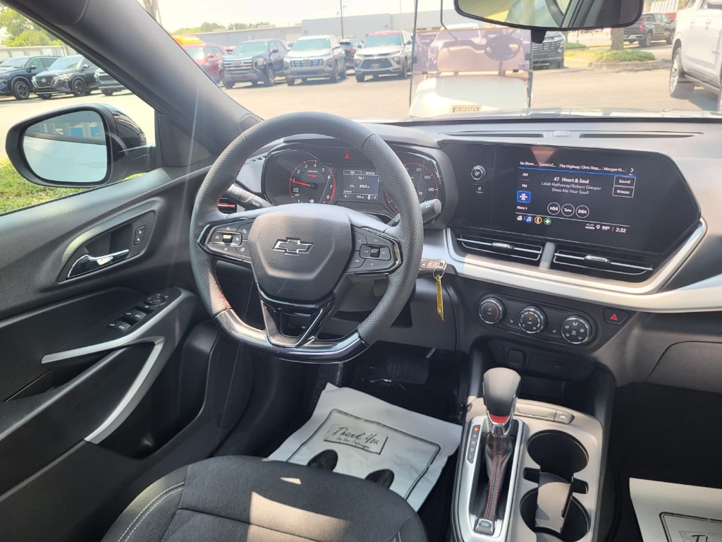 2026 Chevrolet Trax RS - Photo 15