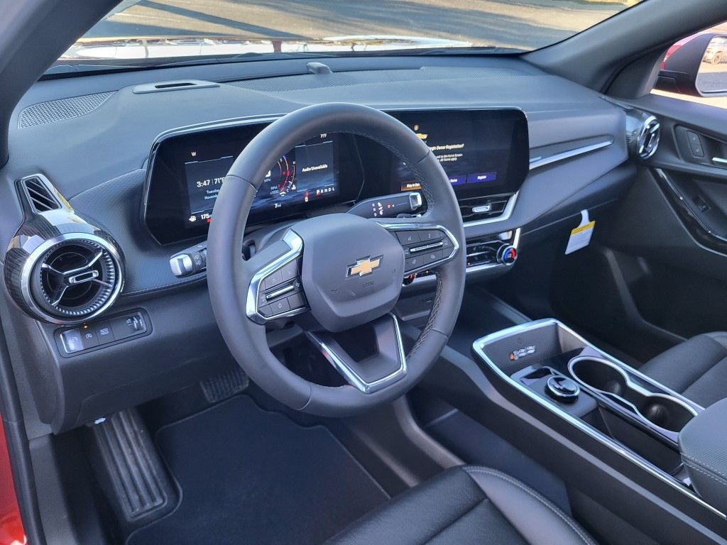 2026 Chevrolet Equinox LT - Photo 12