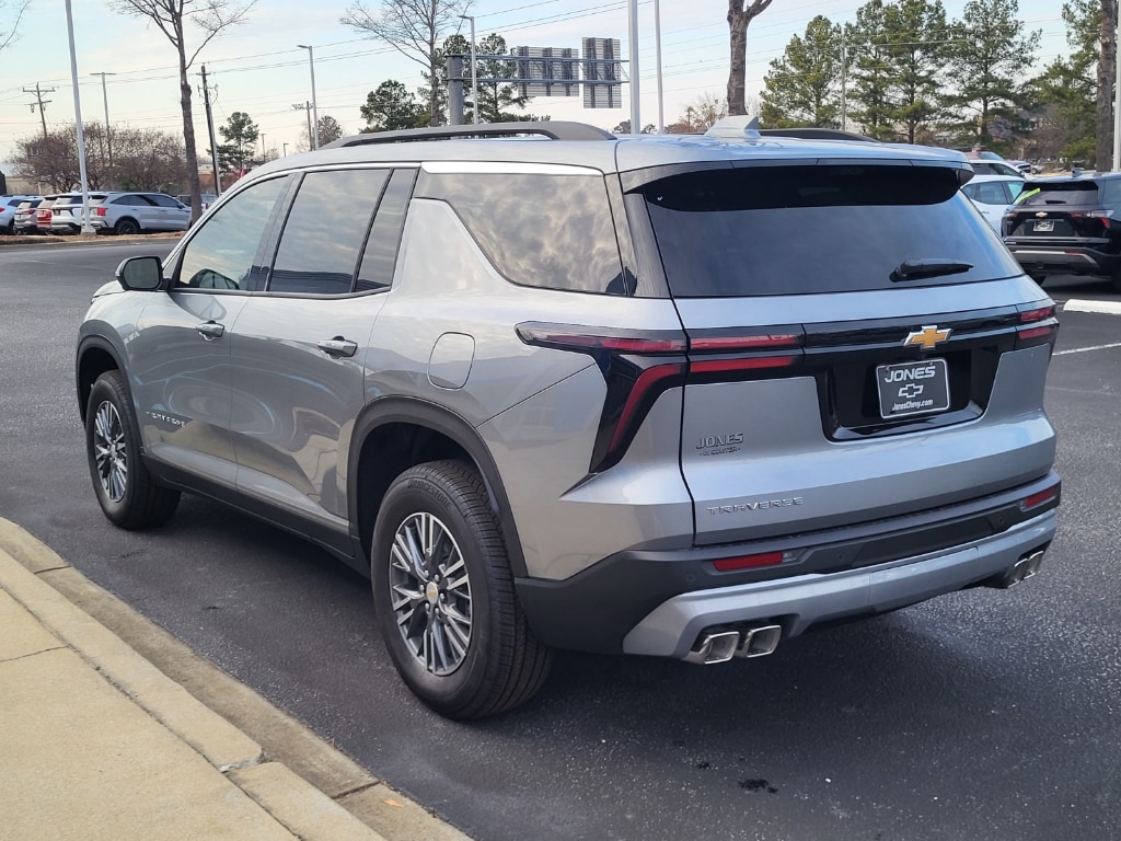 2026 Chevrolet Traverse LT - Photo 7