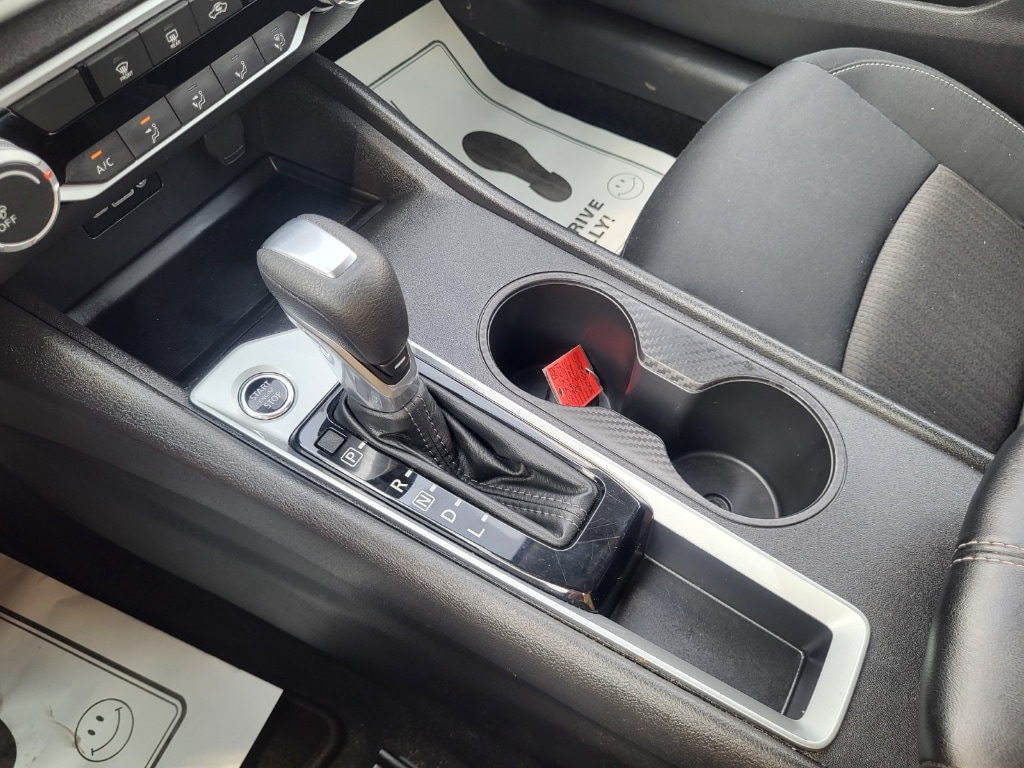 2025 Nissan Altima SV - Photo 18