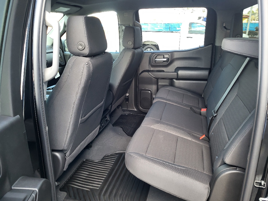 2026 Chevrolet Silverado 1500 Custom - Photo 15