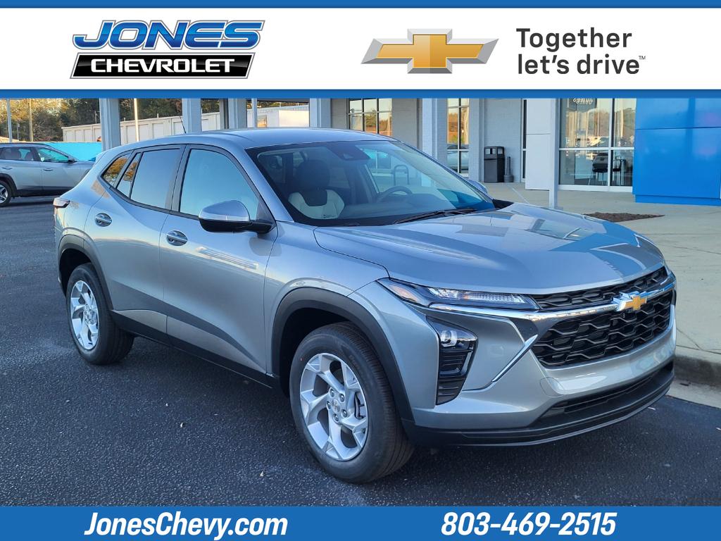 2026 Chevrolet Trax LS's photo