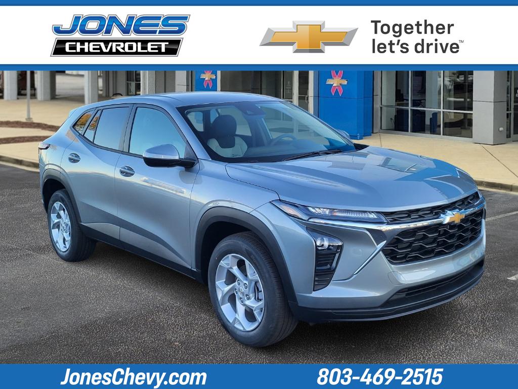 2026 Chevrolet Trax LS's photo