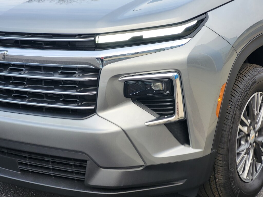 2026 Chevrolet Traverse LT - Photo 9