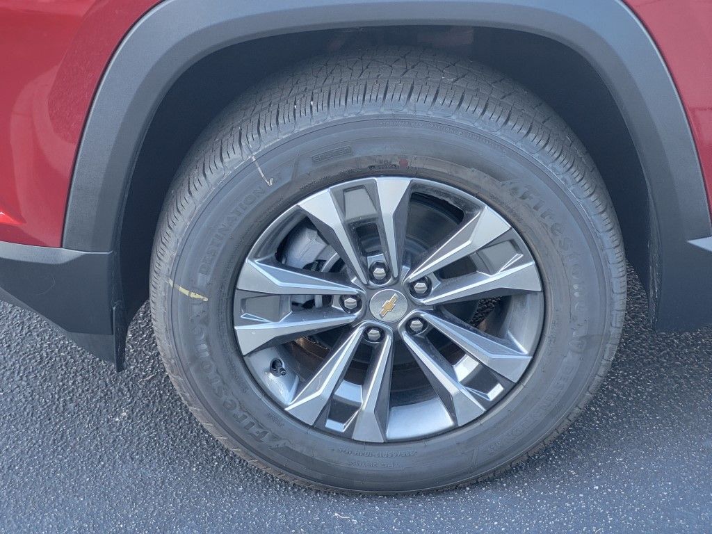 2026 Chevrolet Equinox LT - Photo 10