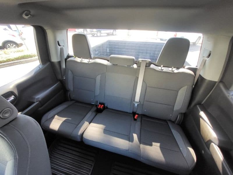 2025 Chevrolet Silverado 1500 Custom - Photo 14