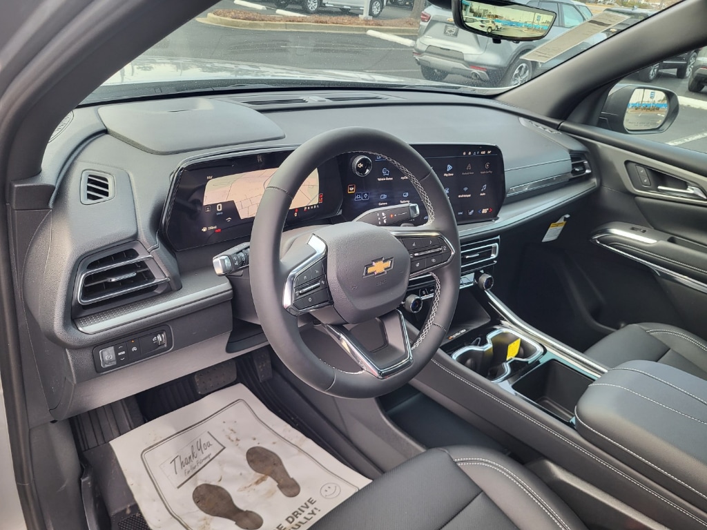 2026 Chevrolet Traverse LT - Photo 12