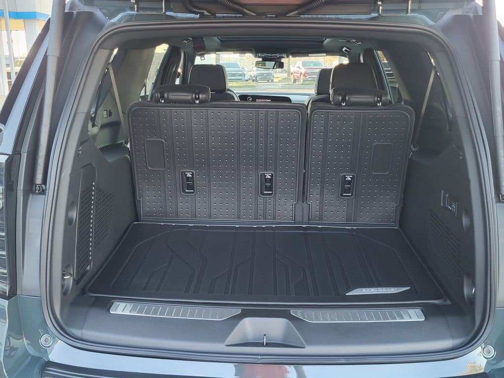 New 2026 Chevrolet Suburban RST SUV