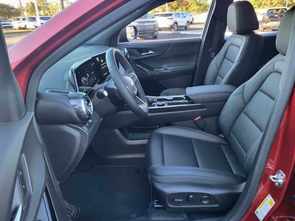 2026 Chevrolet Equinox LT - Photo 13