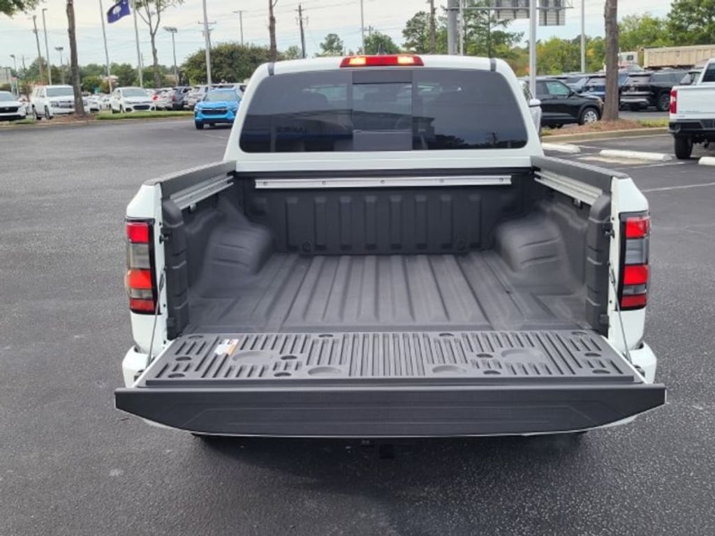 Used 2025 Nissan Frontier PRO-X