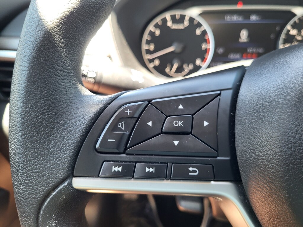 2025 Nissan Altima SV - Photo 21