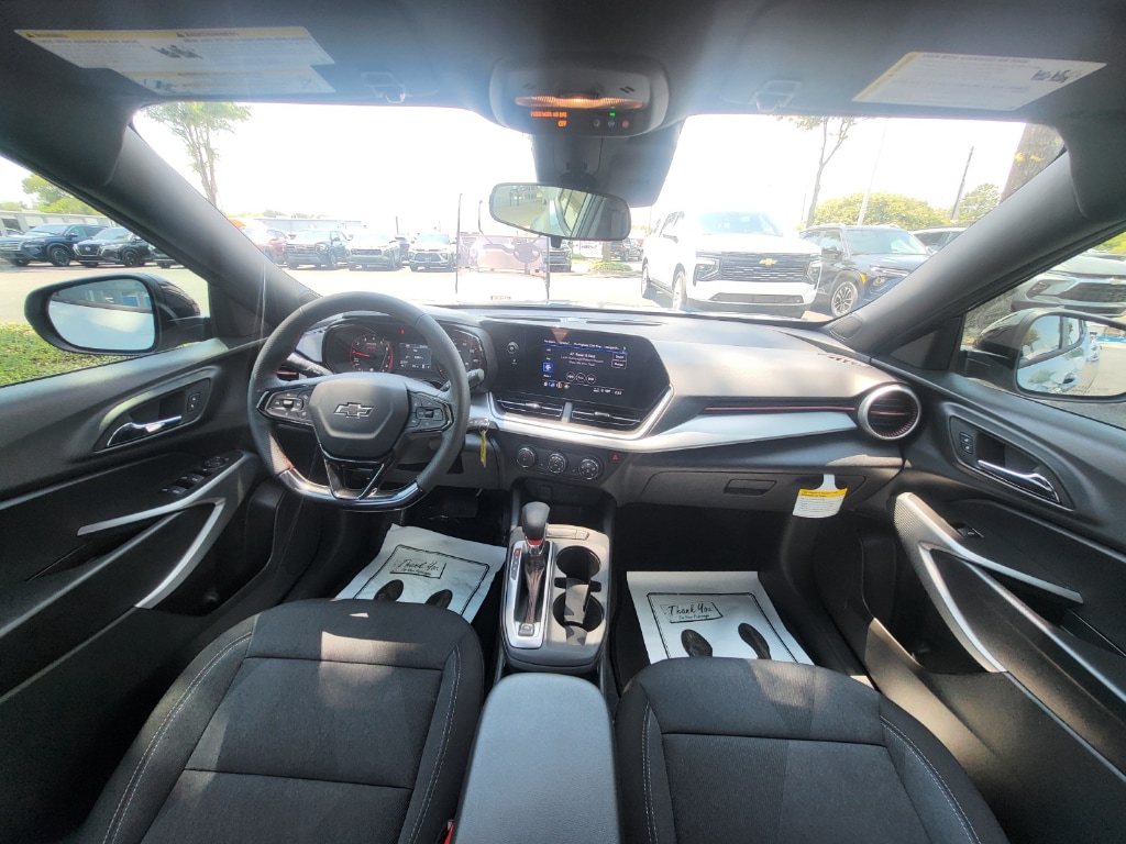 2026 Chevrolet Trax RS - Photo 14