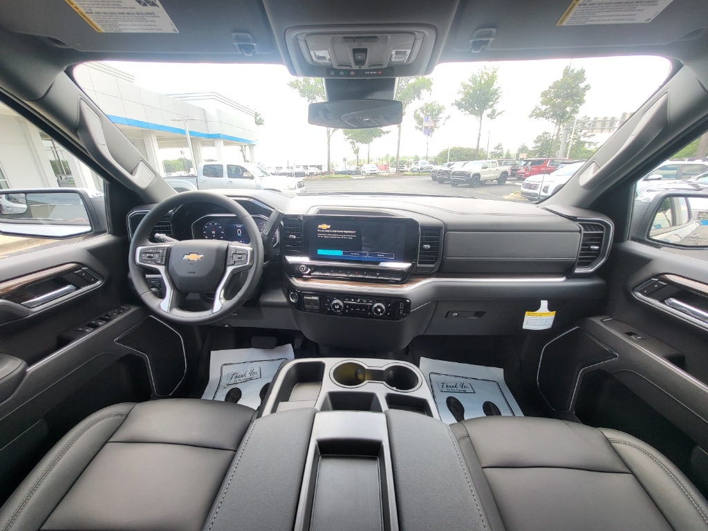 2026 Chevrolet Silverado 1500 LT - Photo 15