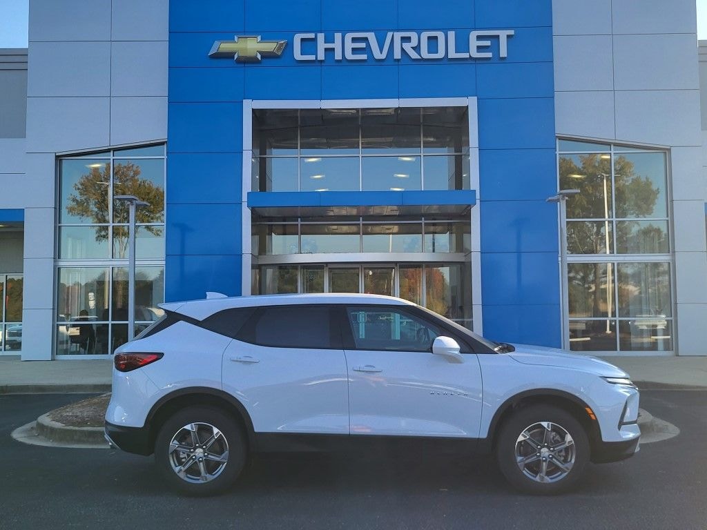 New 2025 Chevrolet Blazer 2LT SUV
