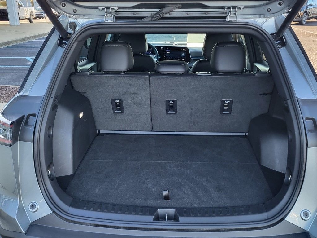 Used 2025 Chevrolet Equinox LT SUV