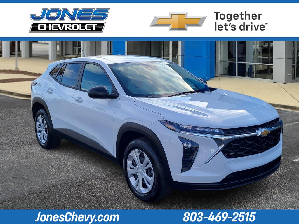 2025 Chevrolet Trax LS