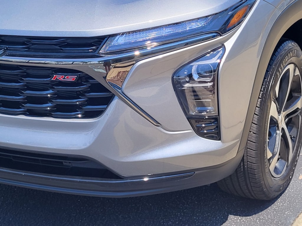 2026 Chevrolet Trax RS - Photo 7