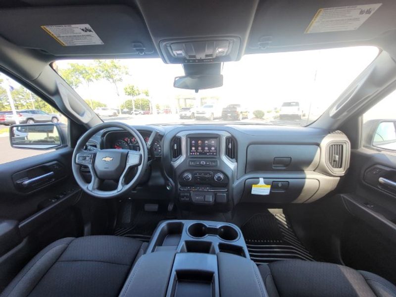 2025 Chevrolet Silverado 1500 Custom - Photo 16