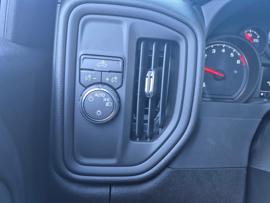 2026 Chevrolet Silverado 1500 Custom - Photo 24