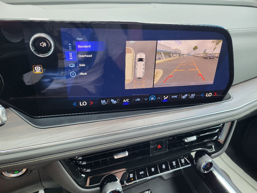 2026 Chevrolet Suburban Premier - Photo 23