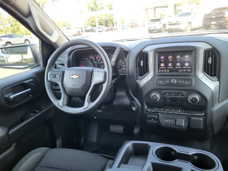 2025 Chevrolet Silverado 1500 Custom - Photo 17