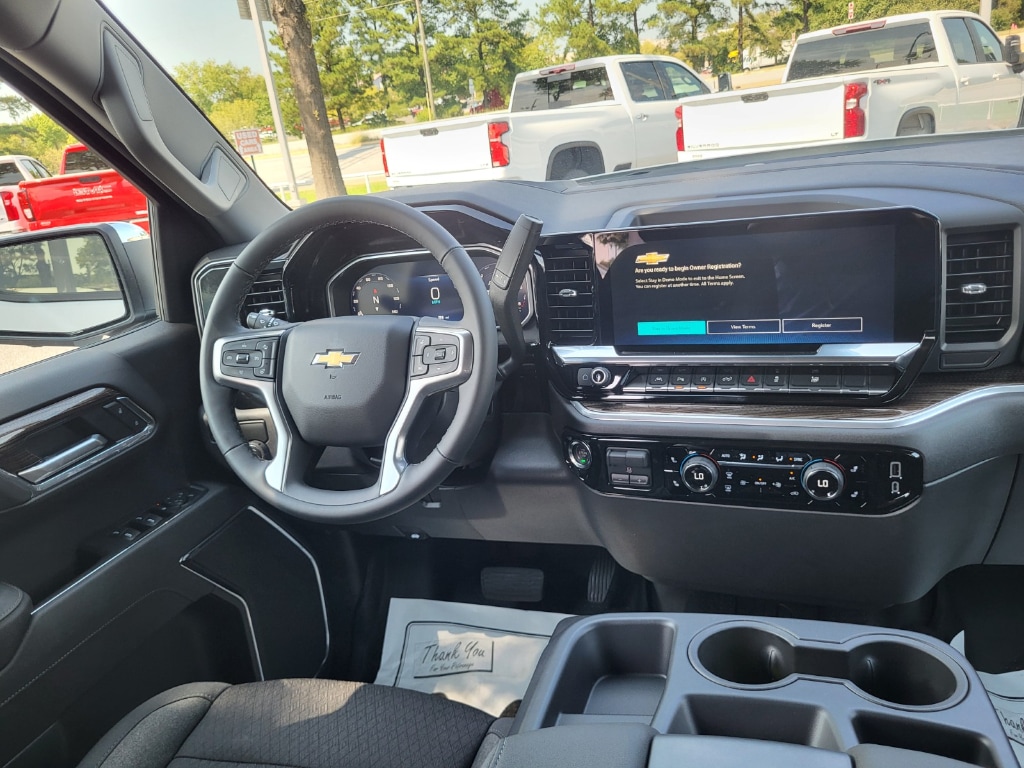 2026 Chevrolet Silverado 1500 LT - Photo 15