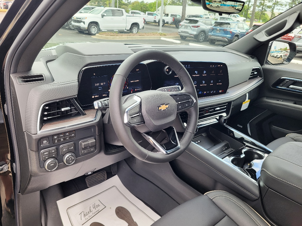 2026 Chevrolet Suburban Premier - Photo 11