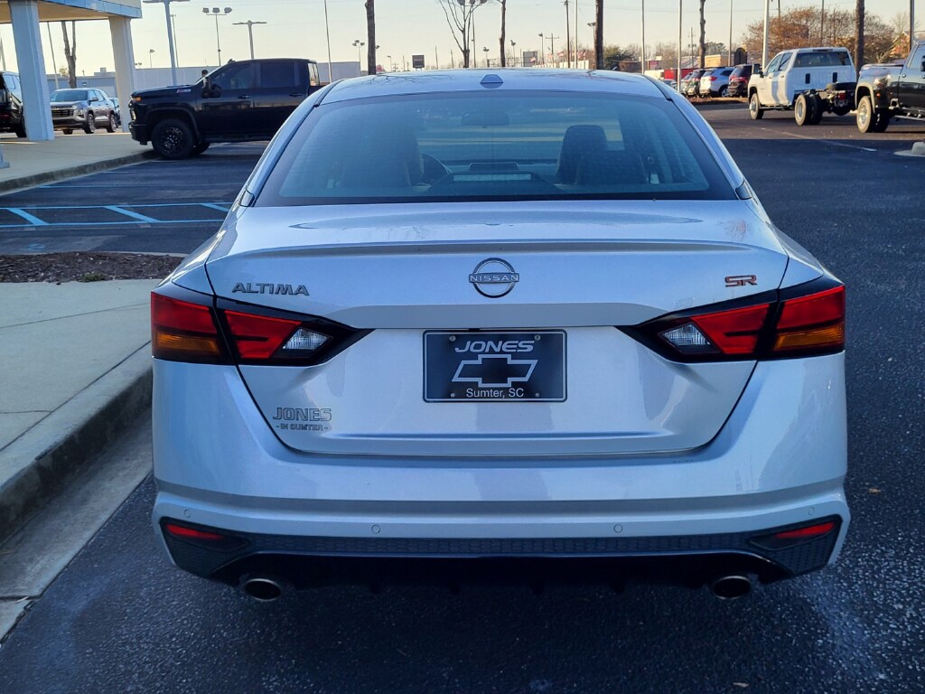 Used 2024 Nissan Altima 2.5 SR