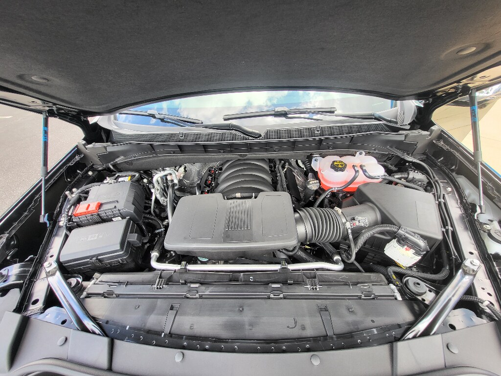 2026 Chevrolet Suburban Premier - Photo 10