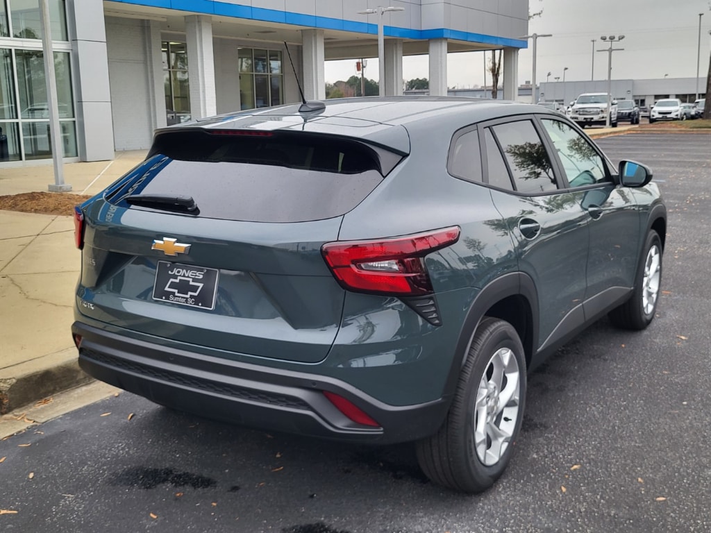 New 2026 Chevrolet Trax LS SUV