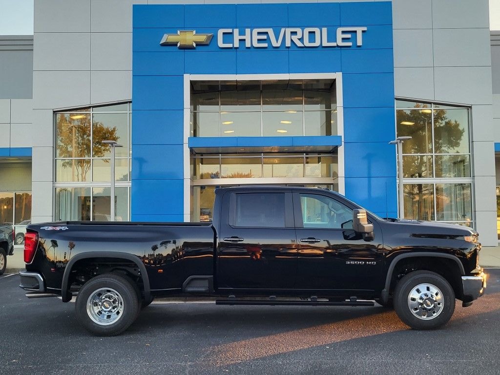 New 2026 Chevrolet Silverado 3500 HD LT Truck