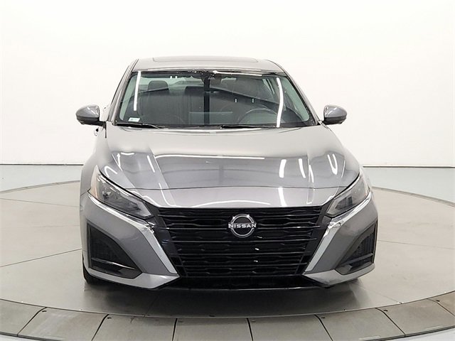 2023 Nissan Altima 2.5 SL photo 2