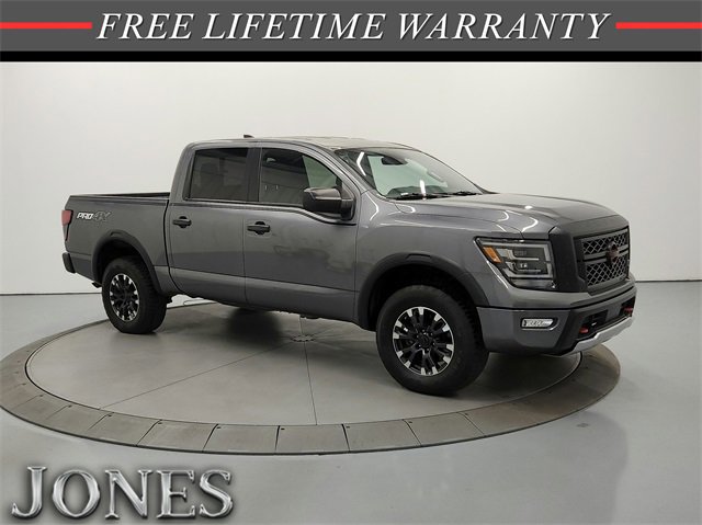 2023 Nissan Titan Truck Crew Cab 