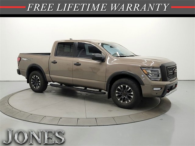 2023 Nissan Titan Truck Crew Cab 
