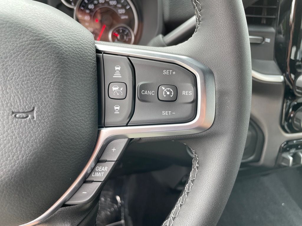 2025 RAM 2500 Big Horn - Photo 15