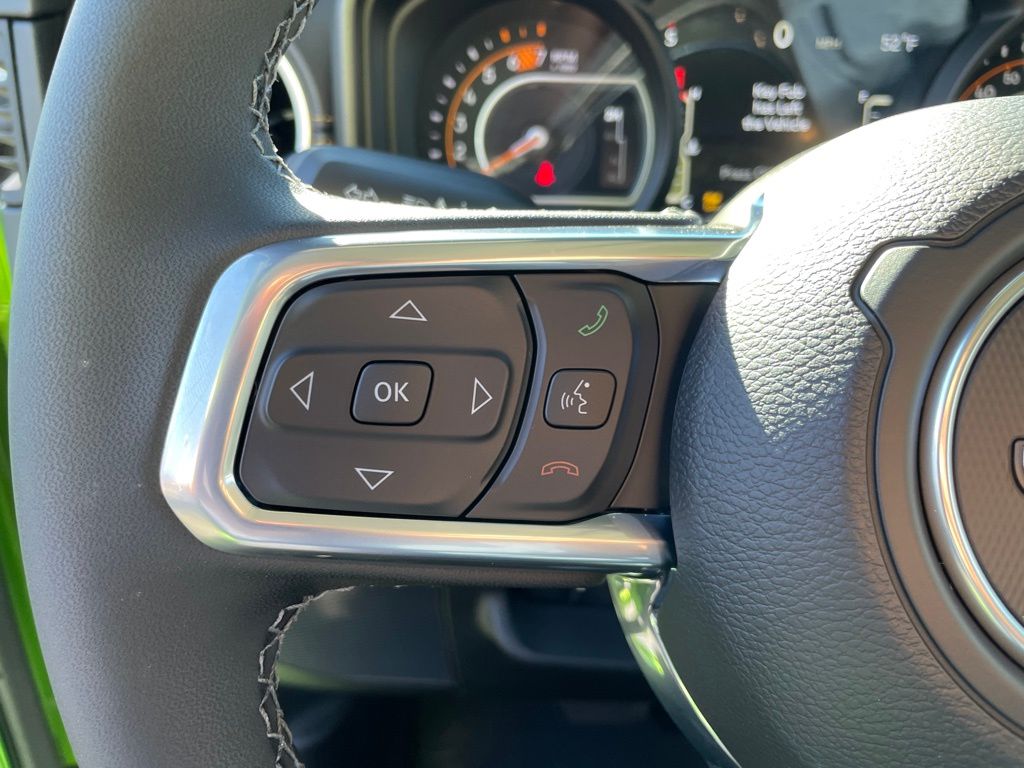 2026 Jeep Wrangler 4-Door Sahara - Photo 19