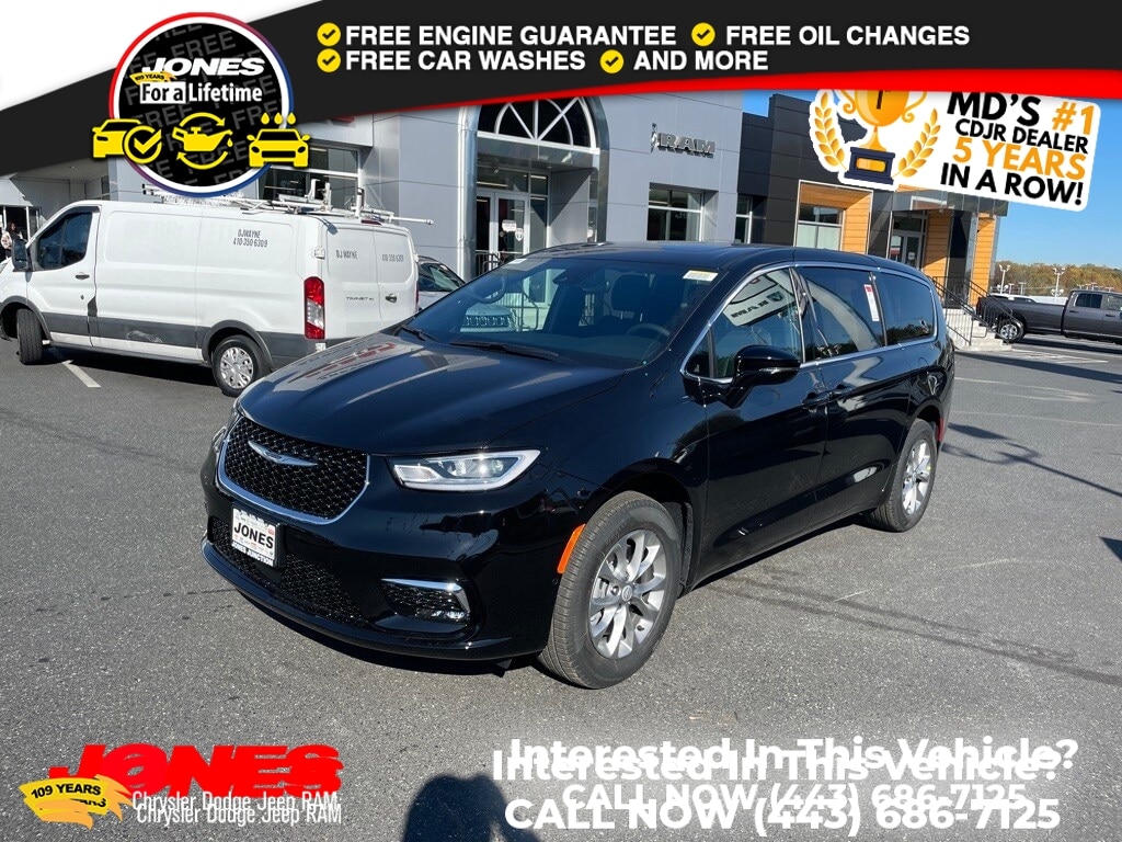 New 2026 Chrysler Pacifica Select Passenger Van