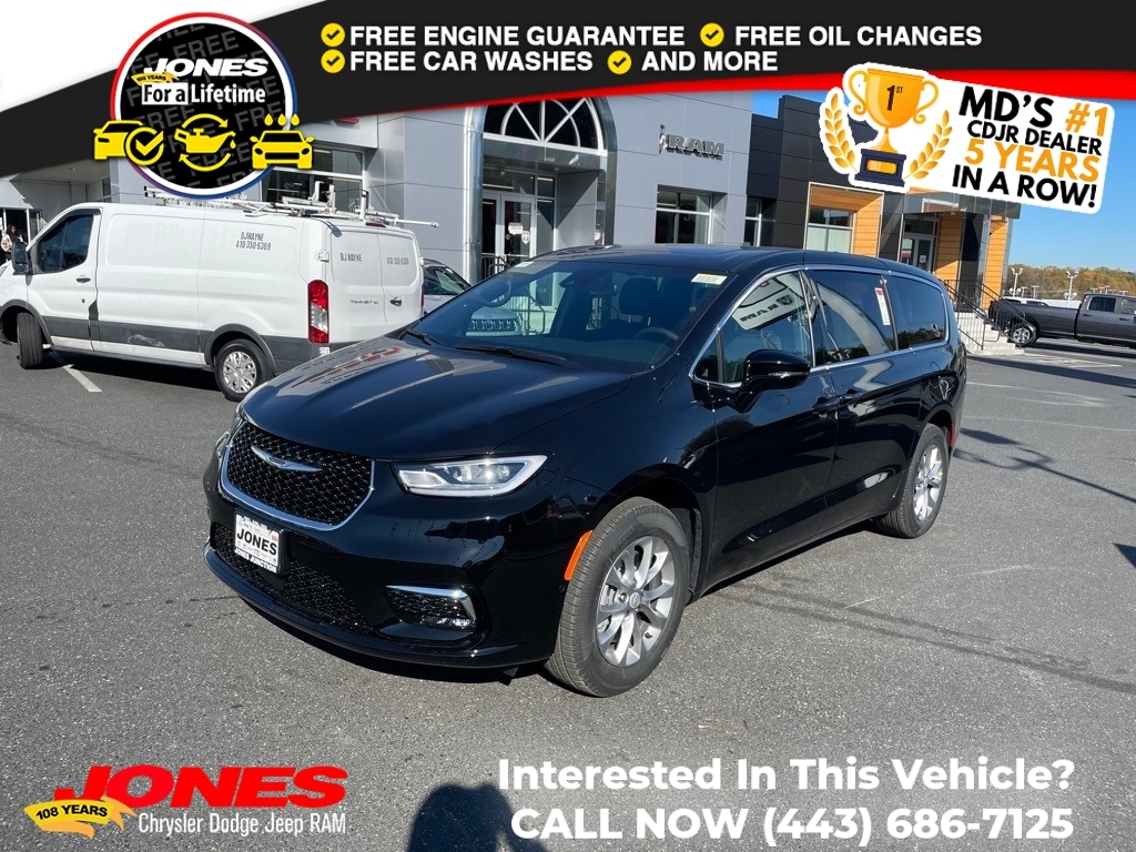 New 2026 Chrysler Pacifica Select Passenger Van