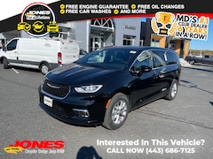 2026 Chrysler Pacifica Select Passenger Van