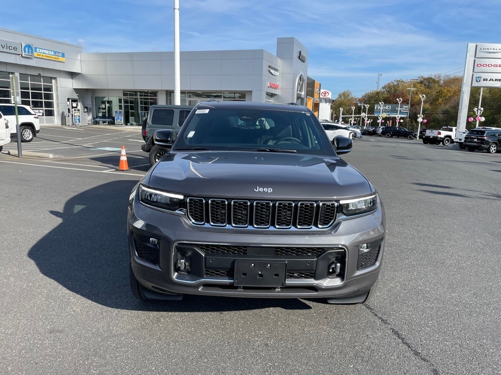 New 2025 Jeep Grand Cherokee L Overland Sport Utility