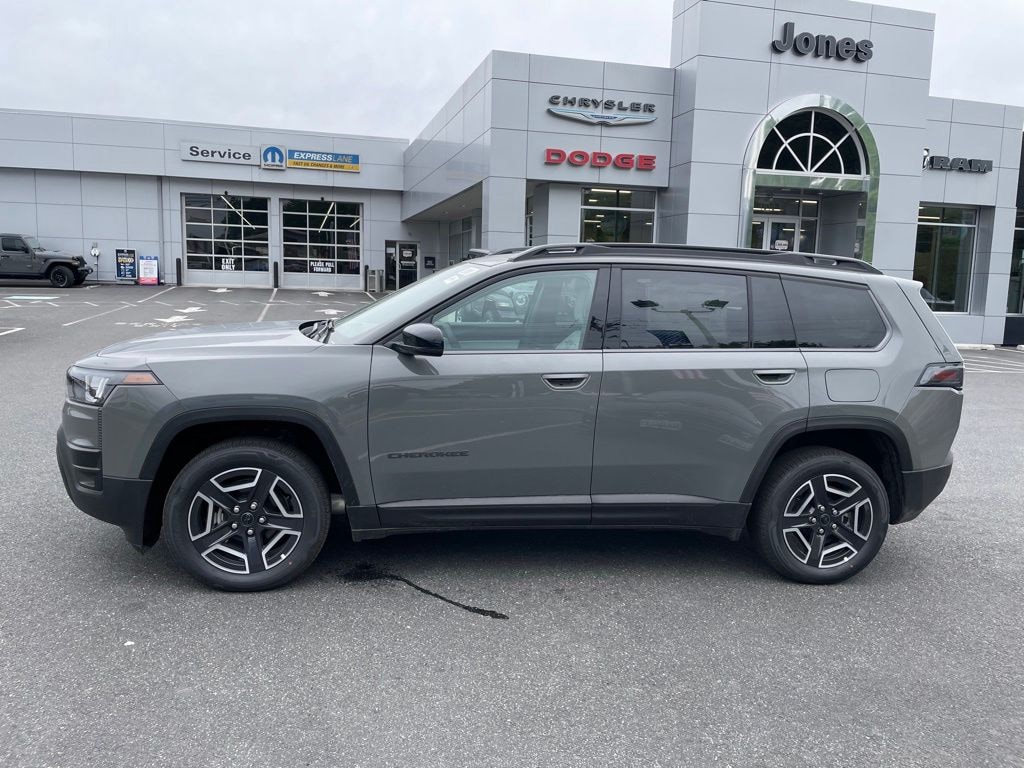 New 2026 Jeep Cherokee Laredo Sport Utility