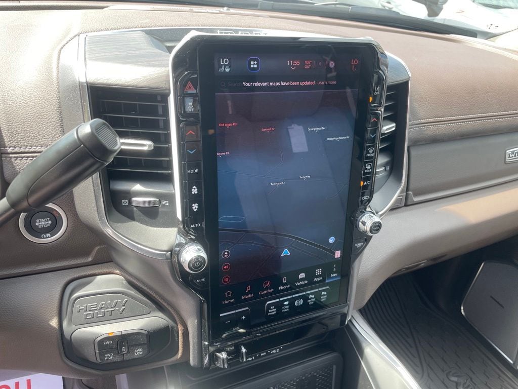 2026 RAM 3500 Laramie - Photo 19