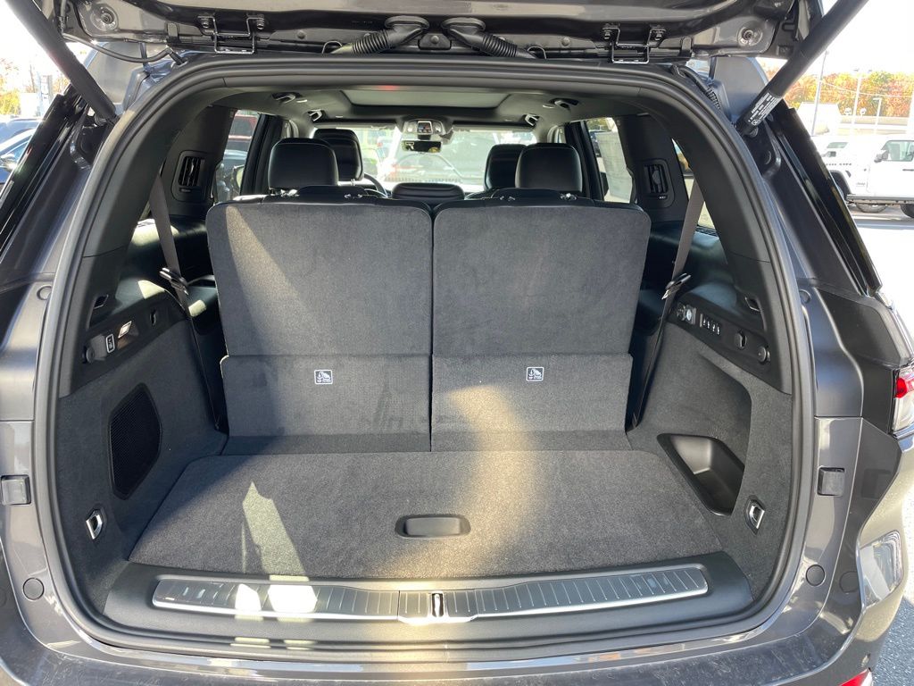2025 Jeep Grand Cherokee L Overland - Photo 6